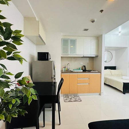 Studio At Viceroy T4 Florence Way Manila Ngoại thất bức ảnh