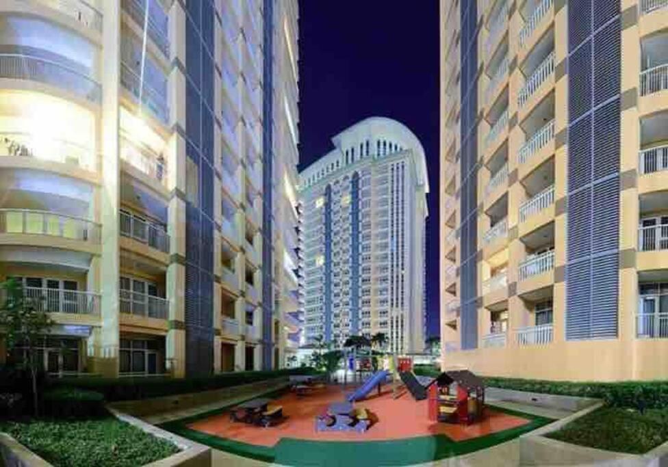 Studio At Viceroy T4 Florence Way Manila Ngoại thất bức ảnh