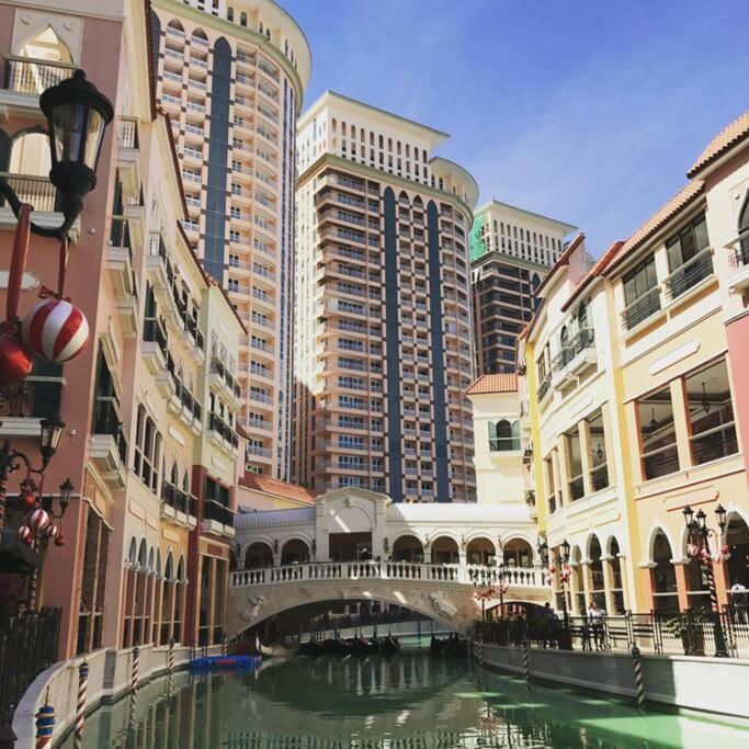 Studio At Viceroy T4 Florence Way Manila Ngoại thất bức ảnh