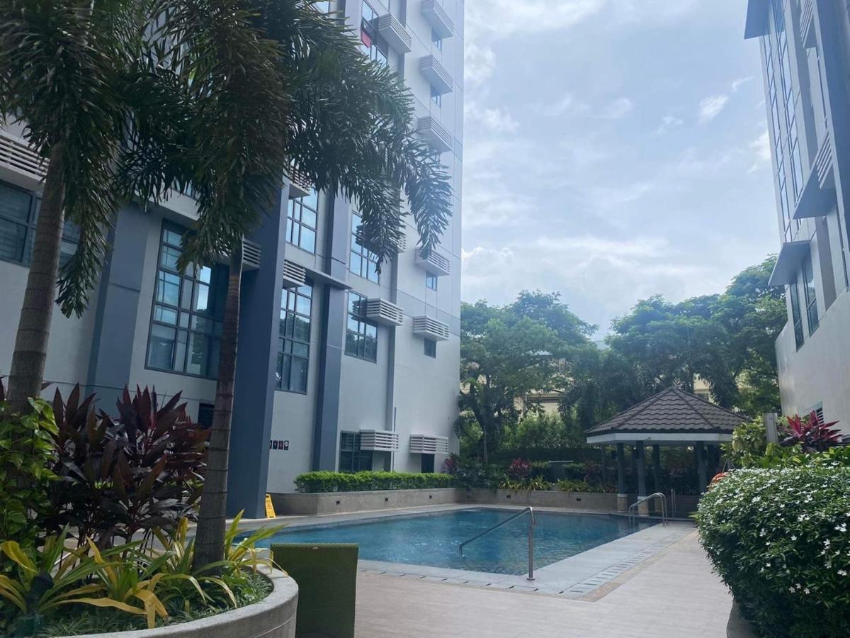 Studio At Viceroy T4 Florence Way Manila Ngoại thất bức ảnh