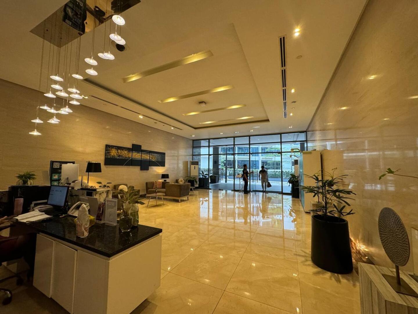 Studio At Viceroy T4 Florence Way Manila Ngoại thất bức ảnh